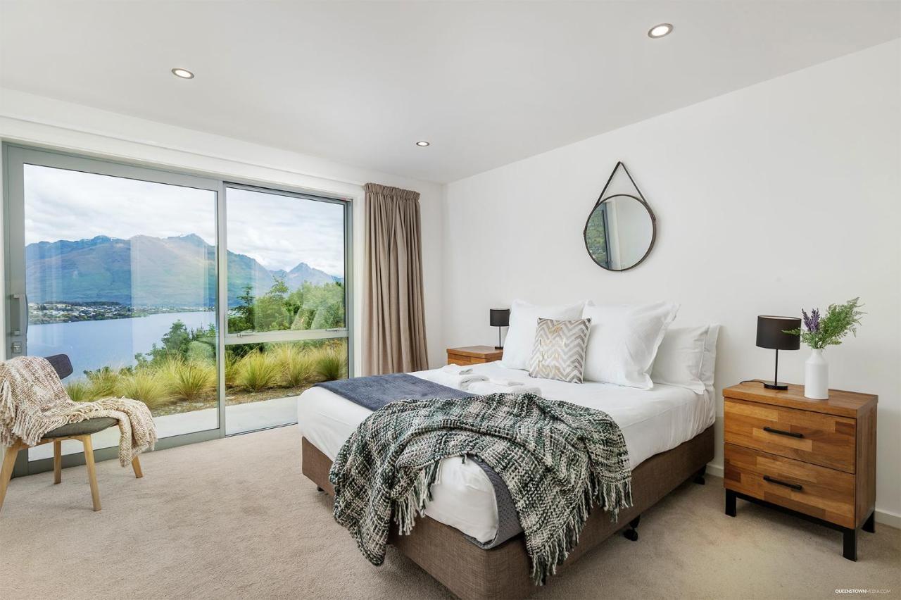 Executive Living In Bluewater Lejlighed Queenstown Eksteriør billede